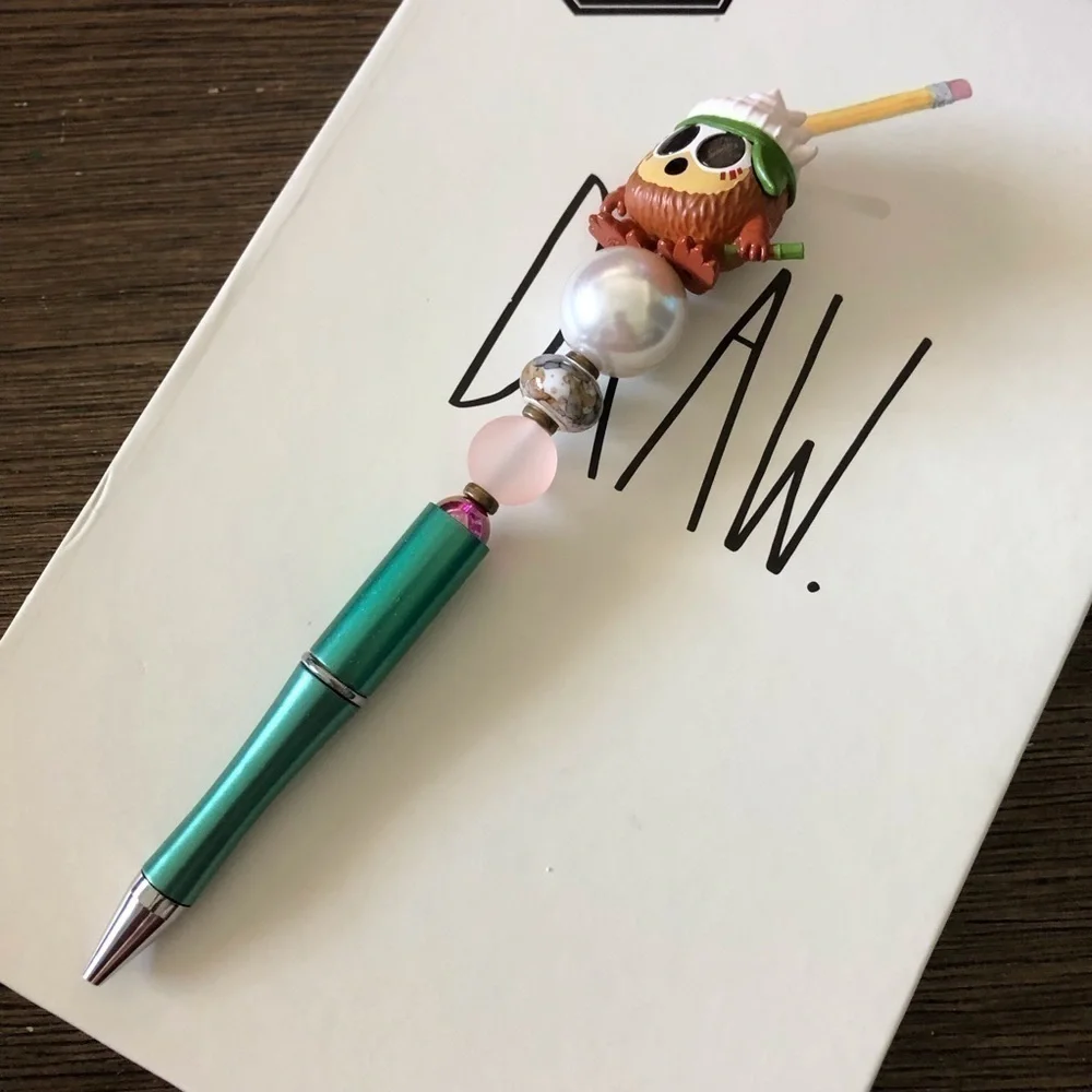 Disney Doorables: Moana: Kakamora #1 handmade beaded pen